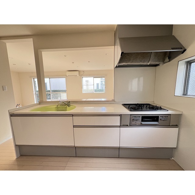 柿の木坂１丁目戸建A号室 3口ガスシステムキッチン