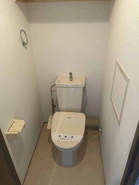 メゾン・カメリア3階 トイレ