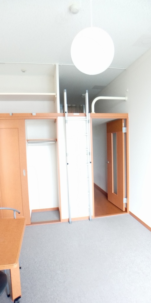 レオパレスパインヒル美女木 キッチン