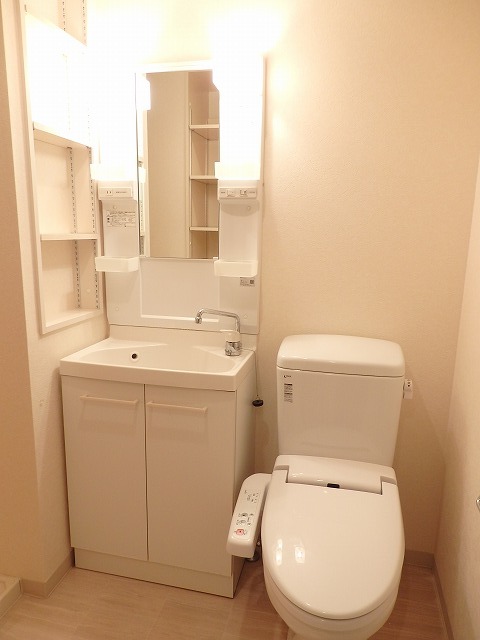 ルームス市川(E-073)3階 洗面