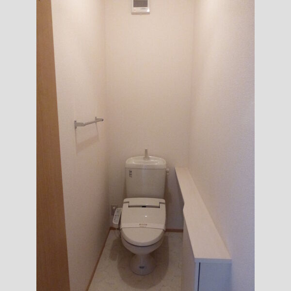 メゾンベールM トイレ