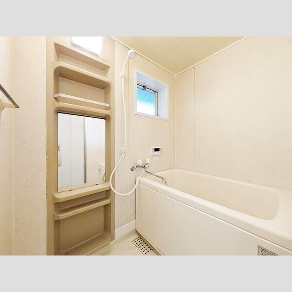 グランドサン 壱弐参伍番館1103号室 浴室