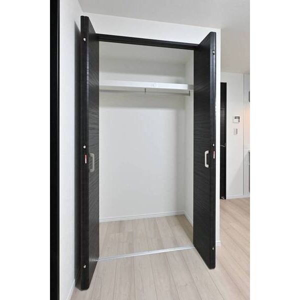 Le　Grand横浜南0101号室 収納