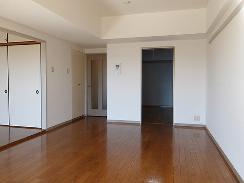 テレパレス船橋三咲Ａ棟 リビング