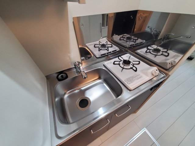 レインパレス西大島0105号室 キッチン