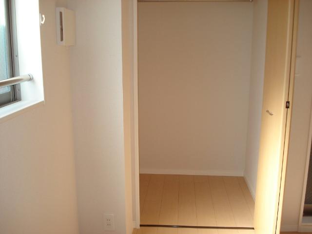 サン・グレース半田 収納