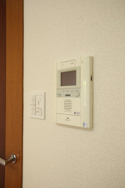 ルーブル上鷺宮1階 モニター付オートロック