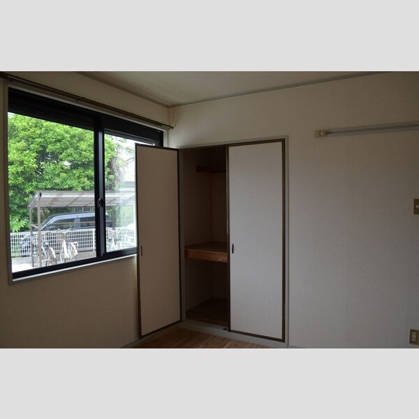 ネオサカエハイツ 洋室③(別角度)