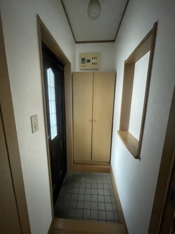 メゾン千月３号棟3-2号室 玄関