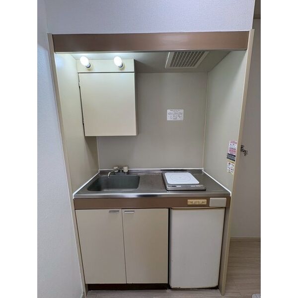 ジュネパレス新松戸第520202号室 キッチン