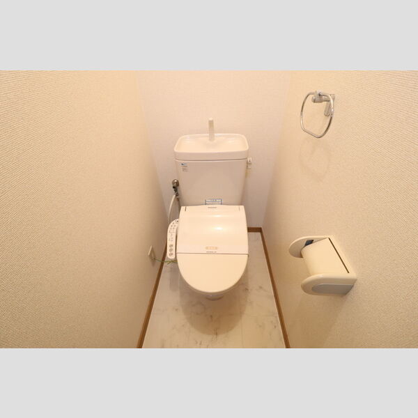 パセオおゆみ野112号室 温水洗浄暖房便座