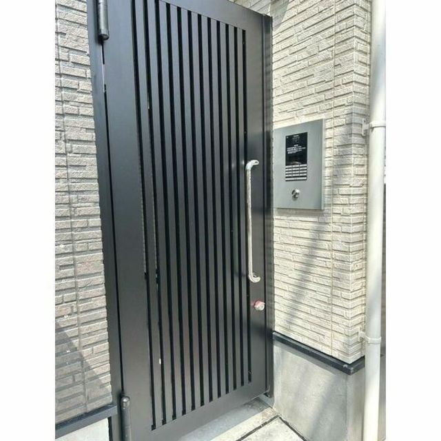 Ambition永田北205号室 エントランス