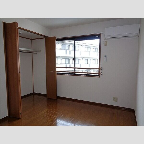 フォレストヒルズ　D201号室 洋室