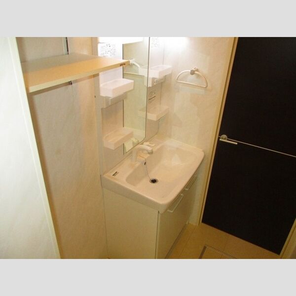 メゾン陽光台 洗髪洗面化粧台