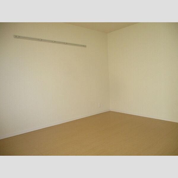 メゾン小倉101号室 洋室