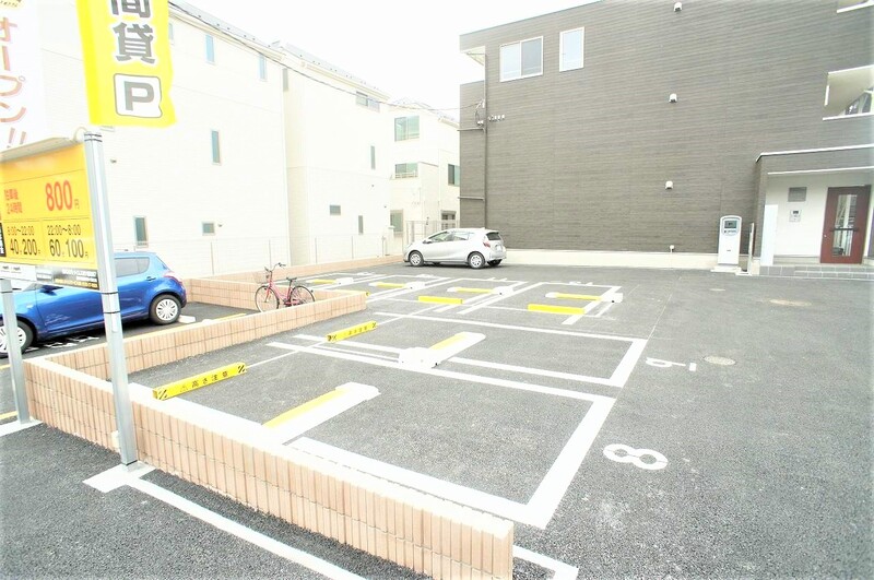 リブリ・Prurlion2階 駐車場