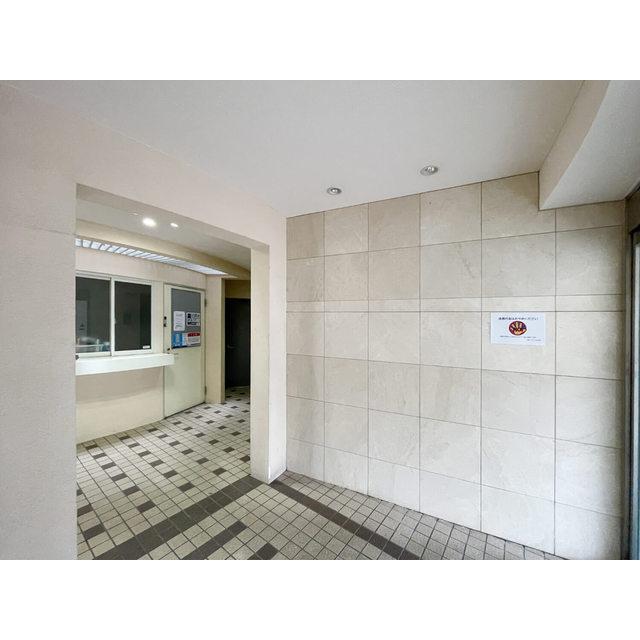 スカイアーク生田406号室 エントランス