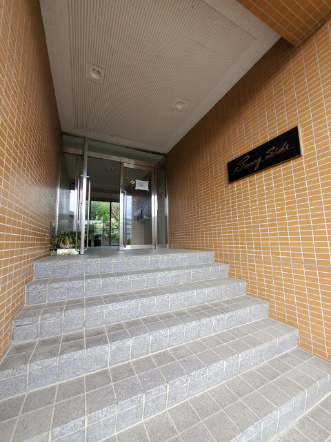 サニーサイド エントランス