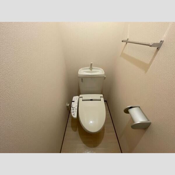 らら・ベイⅢ203号室 トイレ