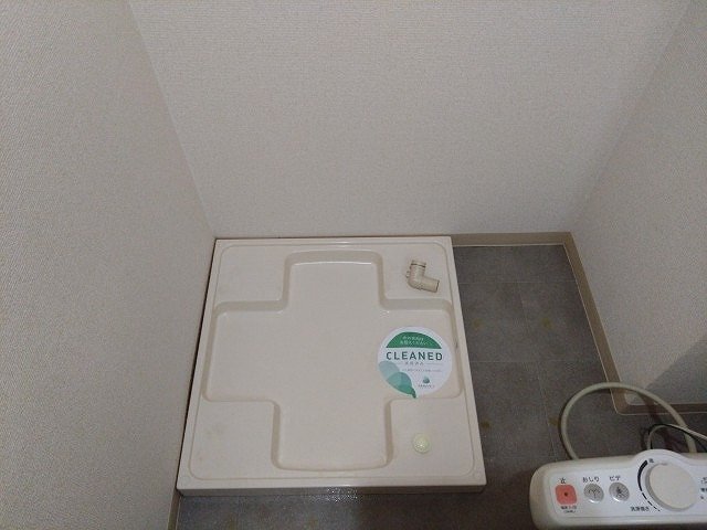 グリフィン横浜・桜木町弐番館 室内洗濯機置場