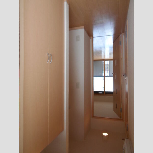 エピナールラフィネ203号室 玄関