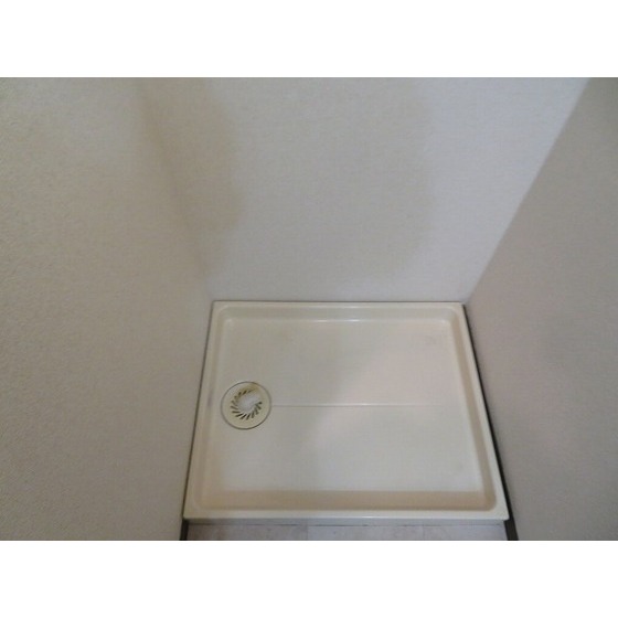 ファミーユコート恩田Ｂ棟0302号室 洗濯機置き場