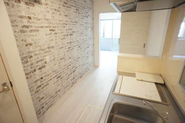 ルミエール・エタンセルｓｅｐｔ0103号室 アクセントクロス