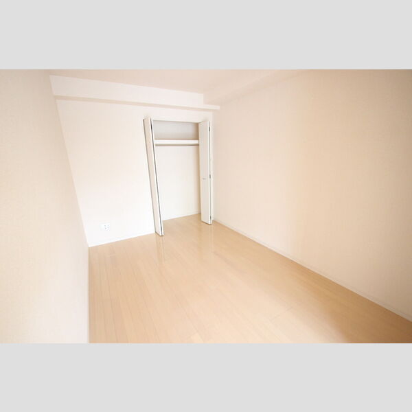 Sun Park City 東日暮里303号室 洋室