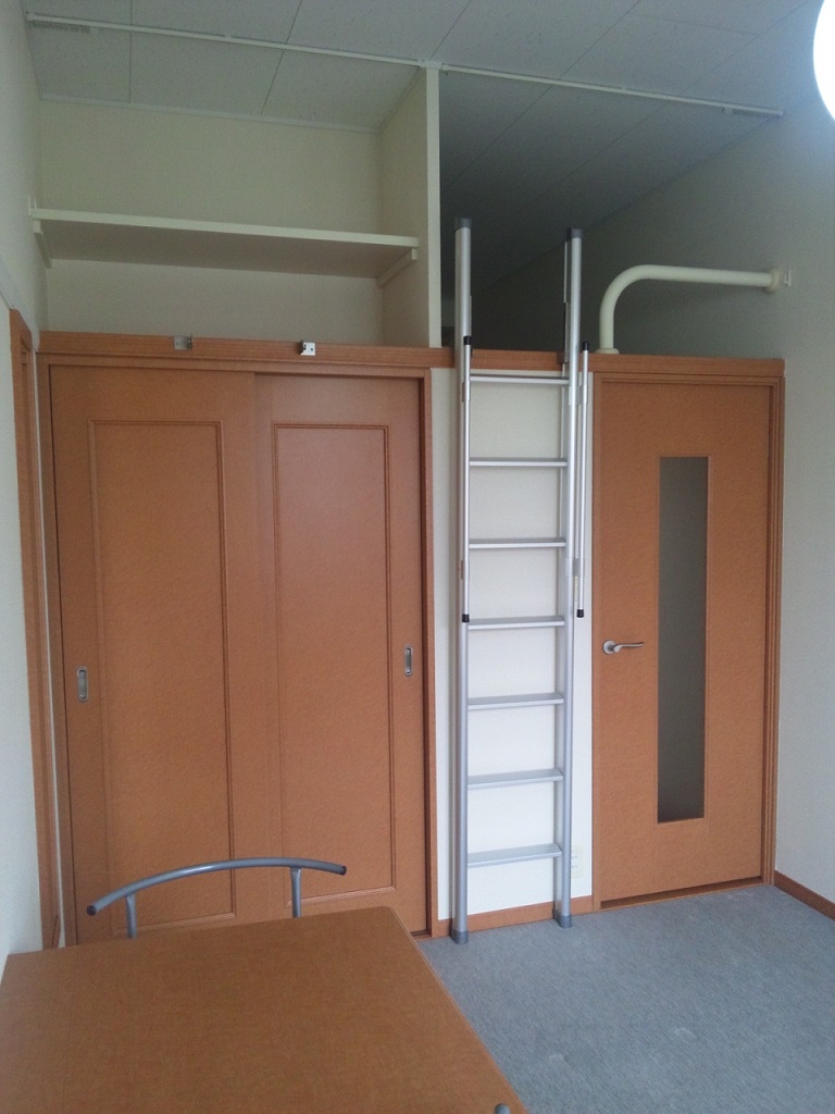 レオパレスリヴェール リビング