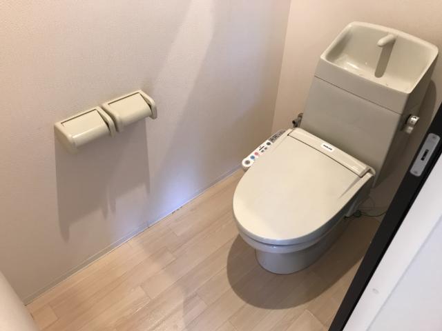 シェネ シャワー付トイレ