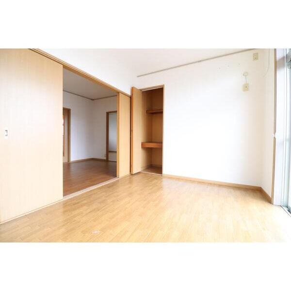 エントピアハウス307号室 リビング