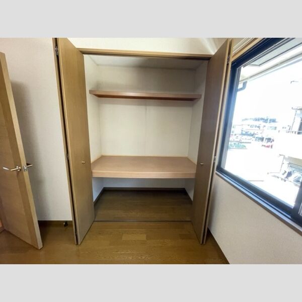 イーストクレール 収納