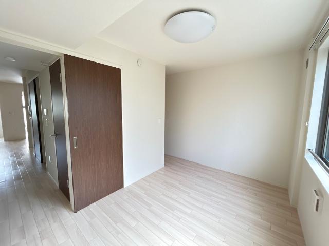 クレリア103号室 寝室