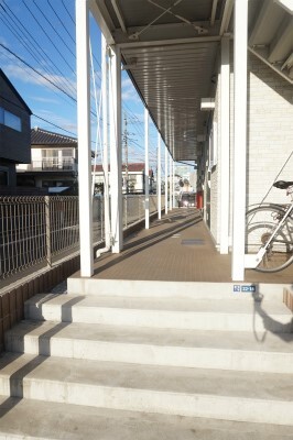 リブリ・袖ヶ浦一丁目 エントランス