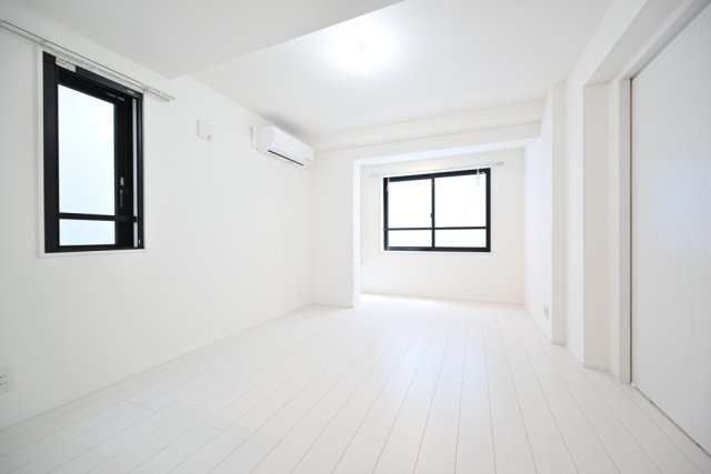 Ｔｈｅ　Ｒｅｓｉｄｅｎｃｅ　Ｎｉｈｏｎｂａｓｈｉ リビング