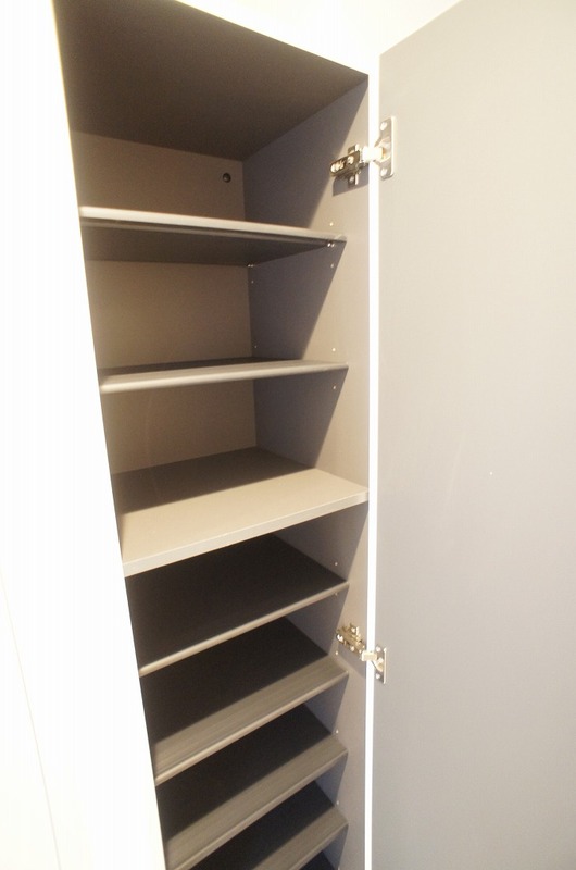 リブリ・GOLDⅡ 玄関