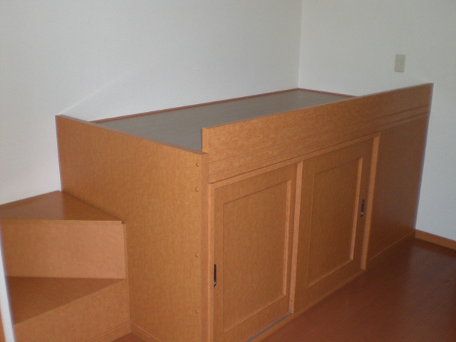 レオパレス醍醐 ベッド下収納いなってます！