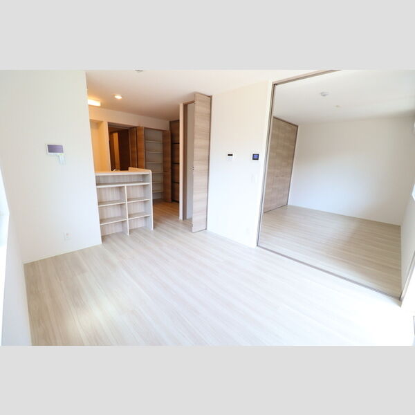 ローレルハイム LDK・洋室