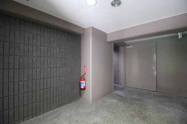 グランドゥール祐天寺 エントランス