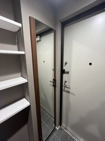 アルティザ氷川台0307号室 玄関