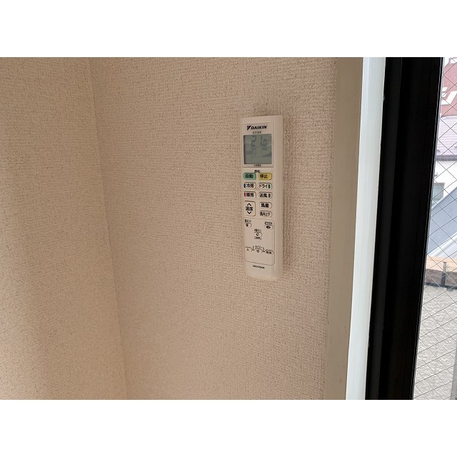 ダイホープラザ井荻0403号室 エアコンリモコン