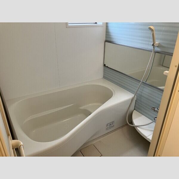 ソレアード301号室 浴室