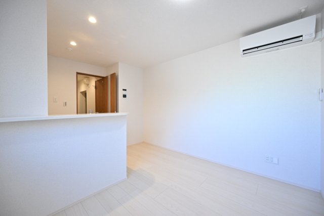 エルミ上落合1階 リビング