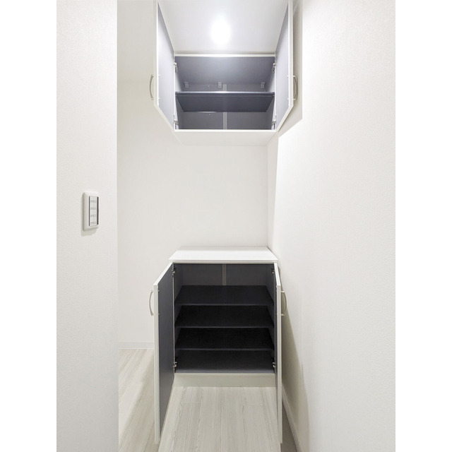 リバーサイドツルミ303号室 内観