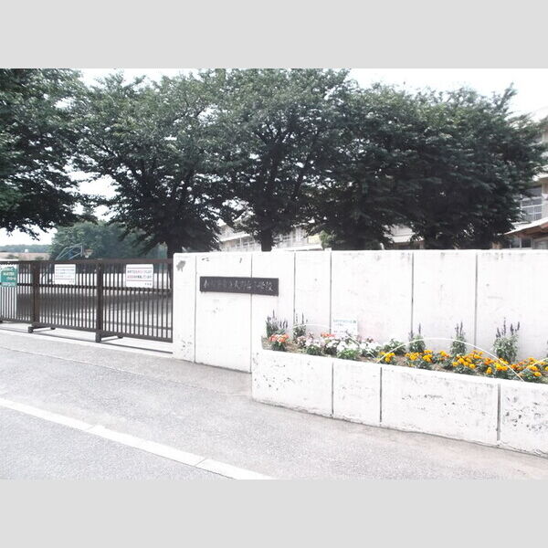 ラ ヴィ クレール 駐車場