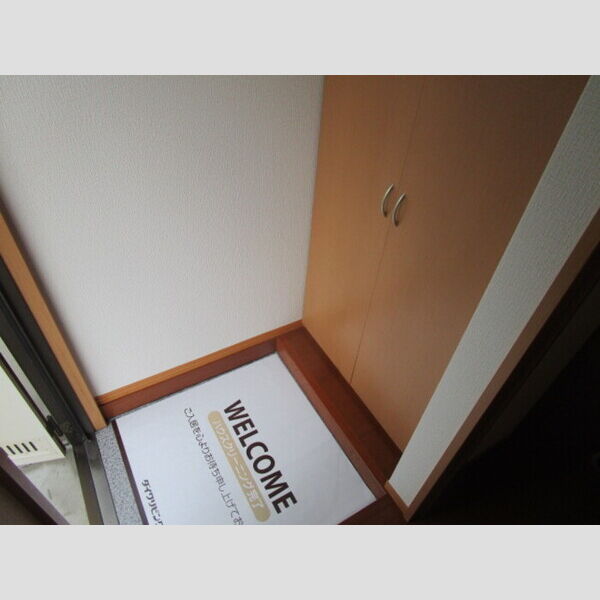 モナリエ春日　Ⅰ・ⅡⅡ101号室 リビング