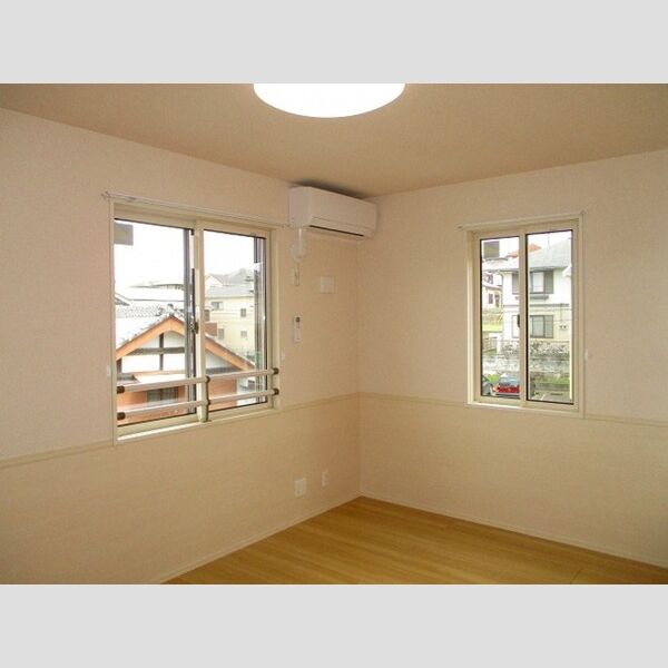 コモド203号室 同建物別部屋の参考画像