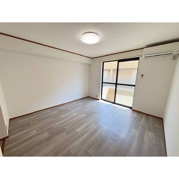 矢切クルーズ リビング