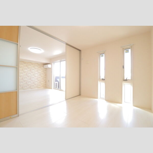 ロイジェントパークス レイクタウン Ⅱ　G 洋室・リビング