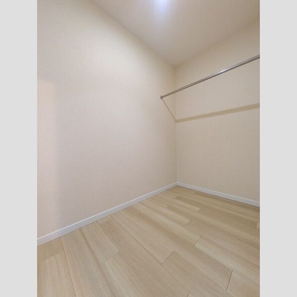 ボナールハウス新川 納戸2.4帖